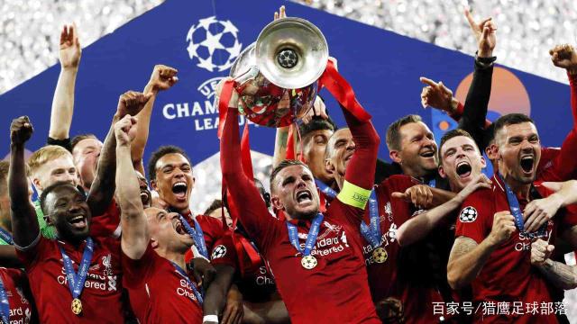 佛罗伦萨主场5-1大胜乌迪内斯，收获本赛季联赛首胜（佛罗伦萨主场5比1横扫乌迪内斯，迎来赛季联赛首胜）