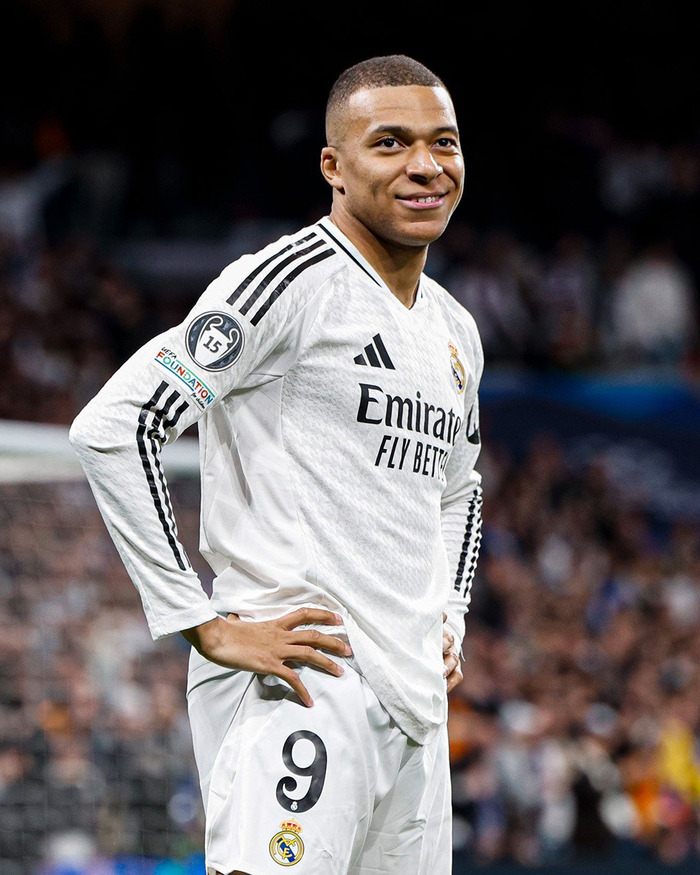 亚冠焦点战！布里兰死磕江原FC，8球神锋主导主场生死局（亚冠重头戏：布里兰硬碰江原FC，8球射手坐镇主场背水一战）