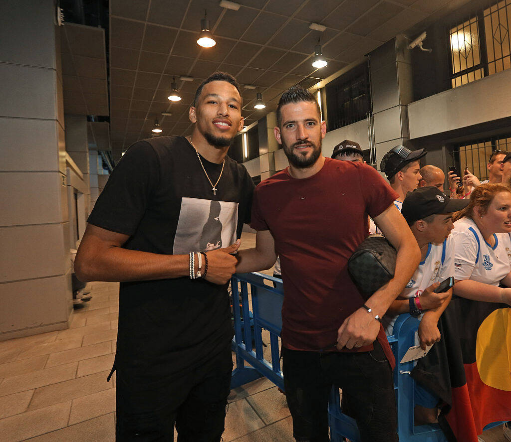 四大皆空无碍捞金！曼城上赛季营收9.31亿美元队史第三高（无冠难挡吸金力：曼城上季营收达9.31亿美元，队史第三高）