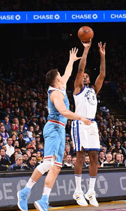 对阵火箭！独行侠首发：小内姆哈德 弗拉格 马绍尔 华盛顿 浓眉（独行侠战火箭，首发阵容：小内姆哈德、弗拉格、马绍尔、华盛顿、浓眉）