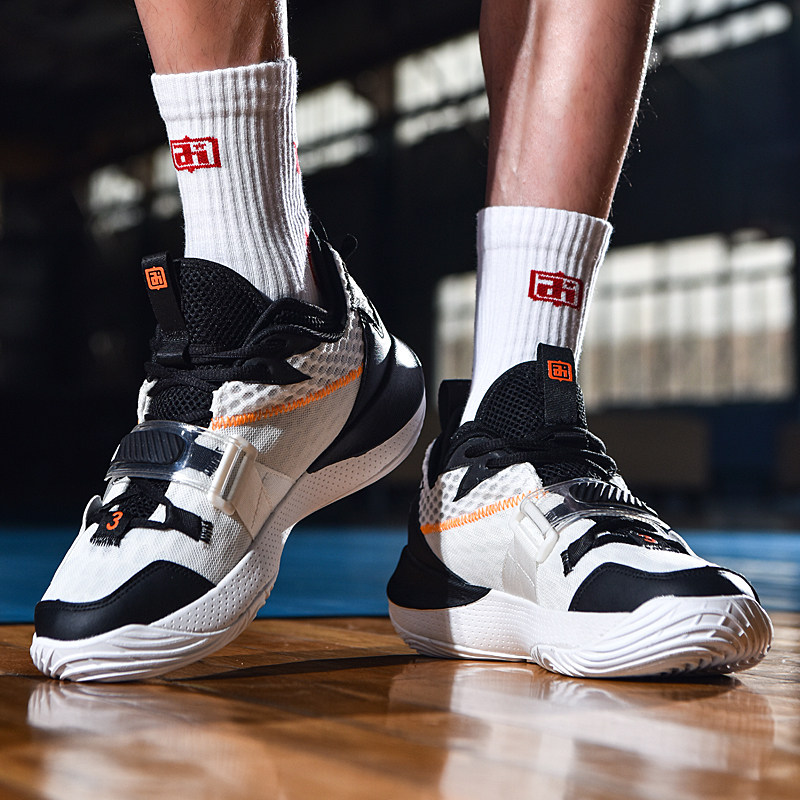 孔帕尼：我们不能变得傲慢，必须学会珍惜这些艰难的胜利（孔帕尼：拒绝傲慢，珍视来之不易的每一次胜利）