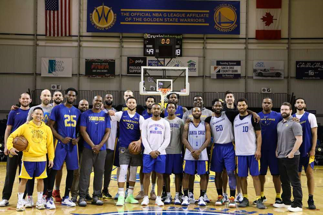 媒体人：周琦腰部出现不适情况，周五对阵新疆有可能会轮休（据媒体人消息，周琦腰部不适，周五对阵新疆或将轮休）