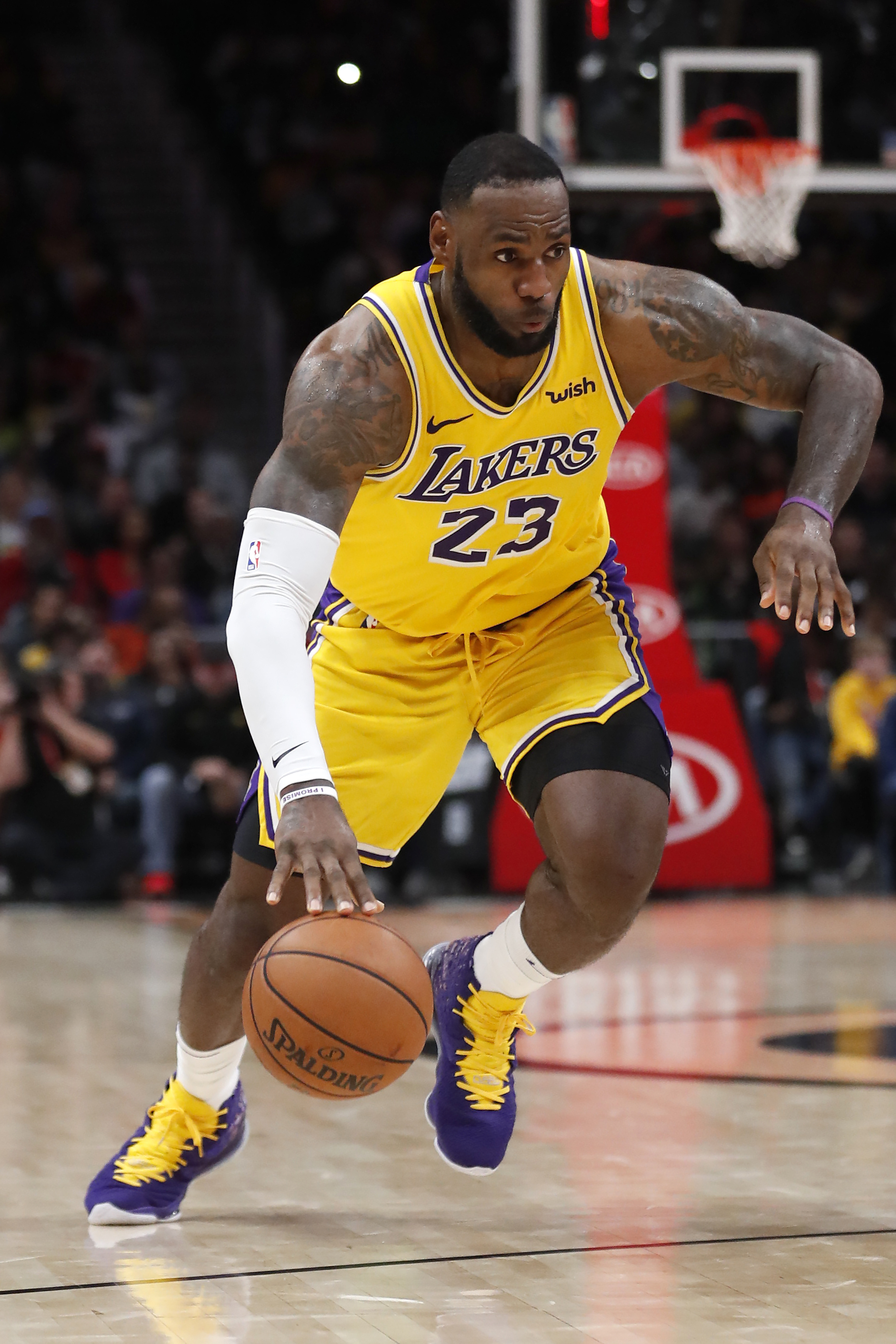 本菲卡2-0那不勒斯，里奥斯传射，巴雷罗破门（本菲卡2-0击败那不勒斯 里奥斯传射巴雷罗建功）