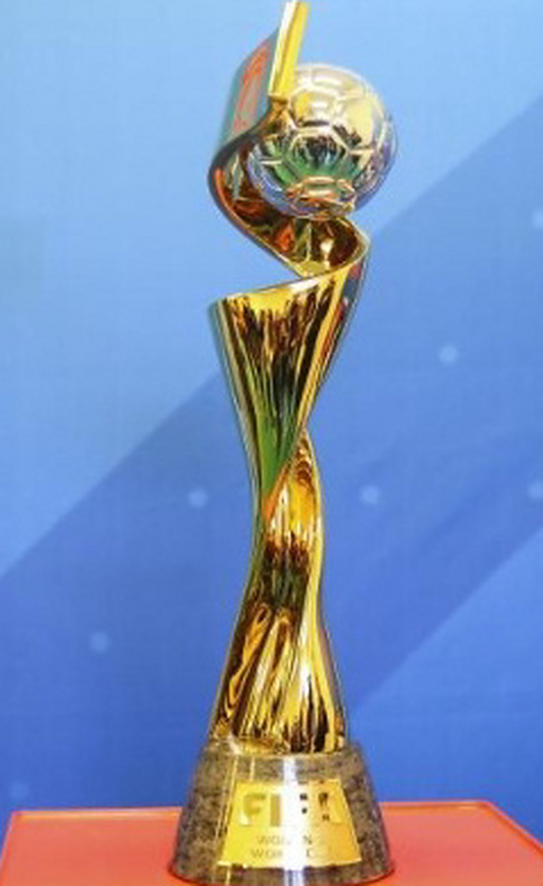 造星计划？8000万到手又要亏多少？莱比锡要价的底气是啥（莱比锡凭啥敢要价这么高？8000万进账还要亏多少——造星模式的底气解析）