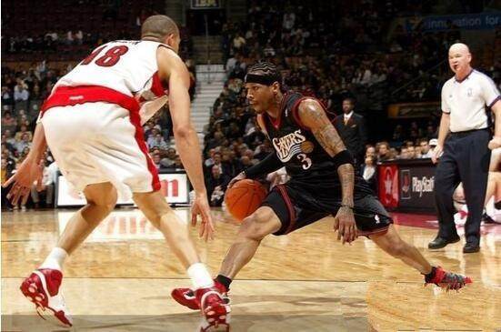 德转预热戴维身价：最高4500万欧不变，最低下跌至3000万欧（德转更新前瞻：戴维身价上限维持4500万欧，下限降至3000万欧）