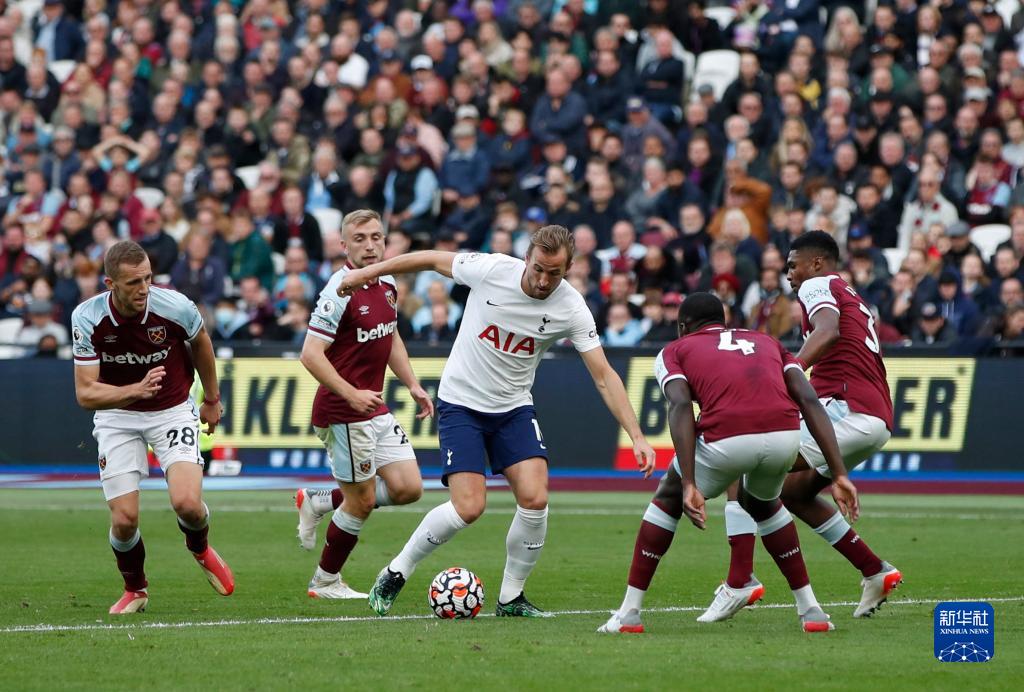 NBA杯半场：希罗&鲍威尔合砍24分，热火暂以57-56魔术（NBA杯半场战报：希罗与鲍威尔联手拿下24分，热火57-56暂领先魔术）