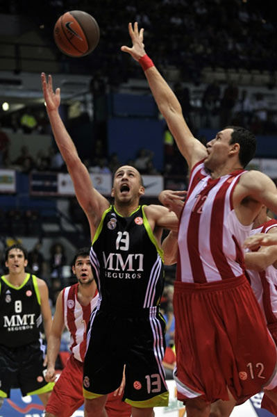 豫媒：河南热身赛6-2胜海港，为足协杯决赛开设6列球迷专列（河南媒体：热身赛6比2击败海港，足协杯决赛将开行6趟球迷专列）