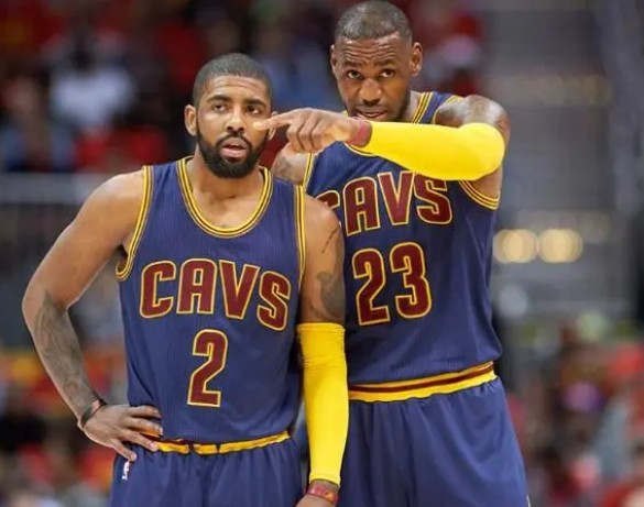 刺激的金靴争夺战！法比奥大四喜以28球力压卡扎获中超金靴（法比奥大四喜轰至28球，力压卡扎加冕中超金靴）