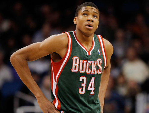 非洲杯战报：卢克曼世界波制胜，尼日利亚2-1坦桑尼亚（非洲杯：卢克曼世界波建功，尼日利亚2-1力克坦桑尼亚）