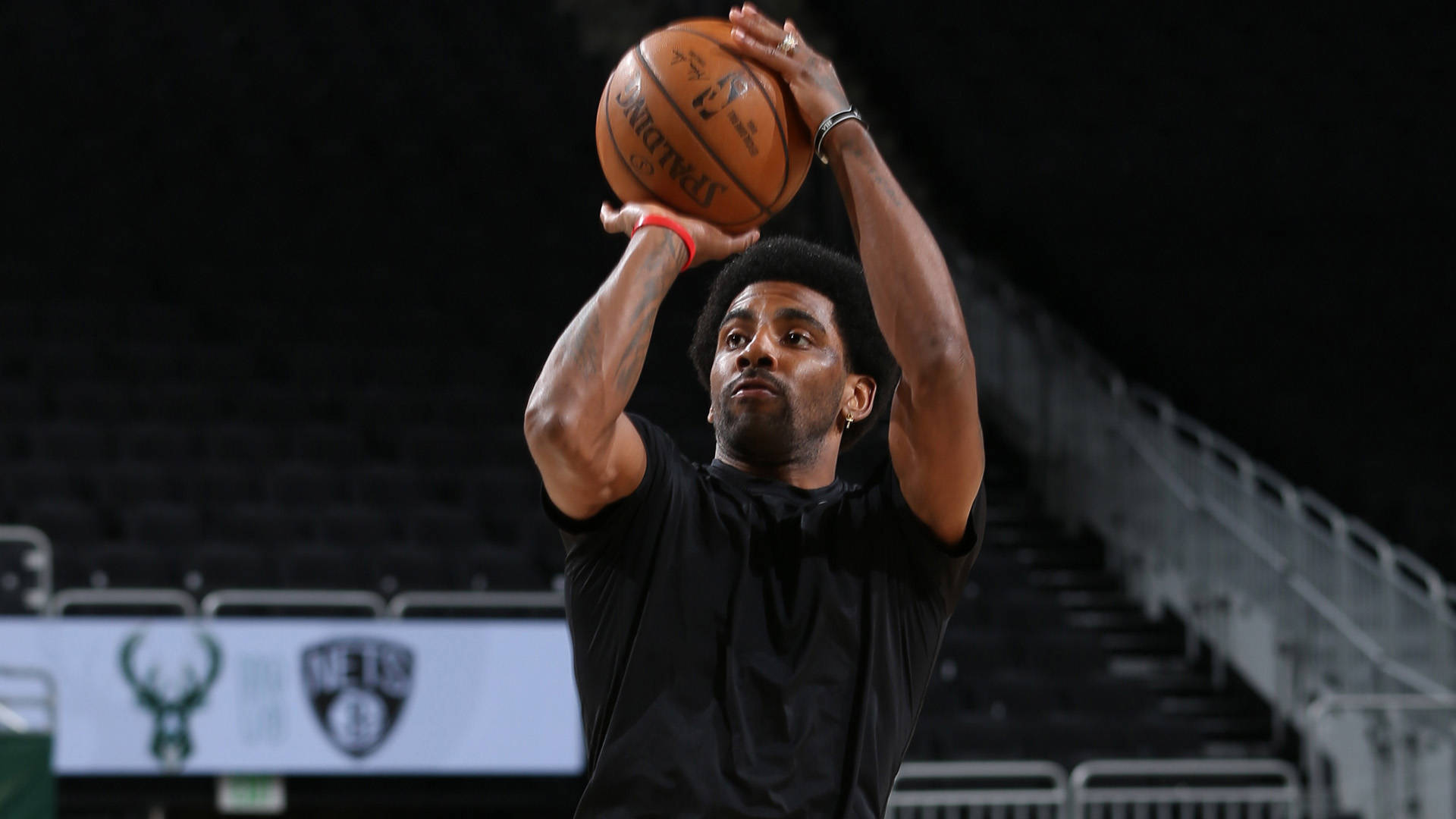 火箭哈登连续三场得分30+（哈登为火箭连砍三场30+）